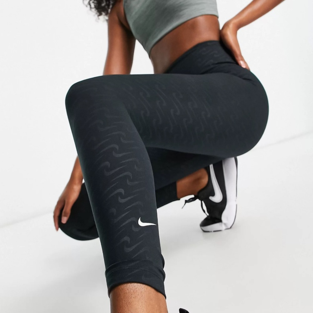 Nike Training Dri-FIT Icon Clash all over print 7/8 leggings in black